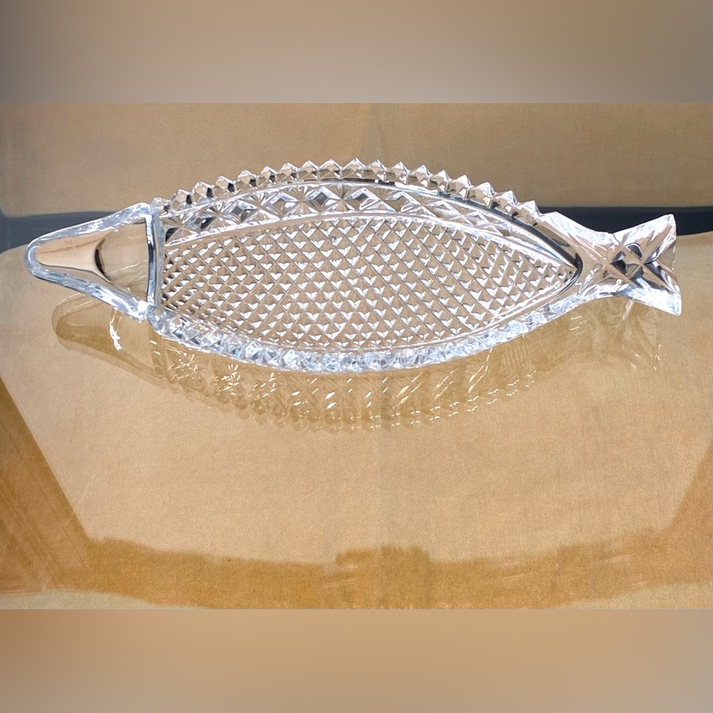 Vintage Crystal Salad Bowl - Picture 8 of 13
